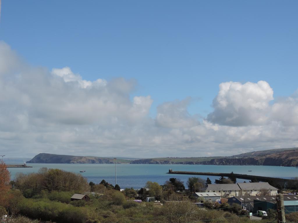 Fern Villa B&B Fishguard Zimmer foto